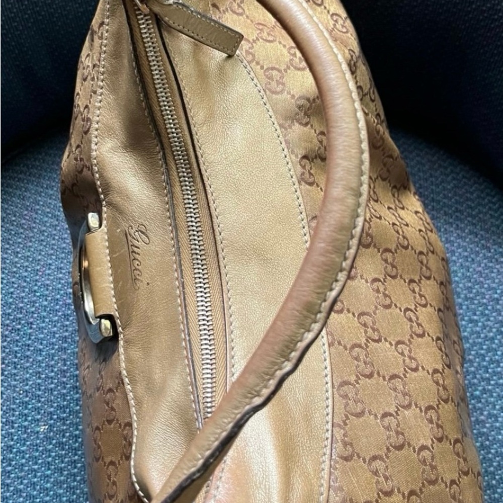 GUCCI Abbey GG Crystal D-Ring Hobo Bag - Picture 10 of 15